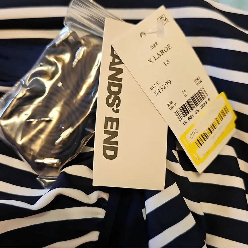Lands' End Blue and White Tankini Top Swimsuit, Nautical Stripes NWT, XL (18) - Picture 4 of 4